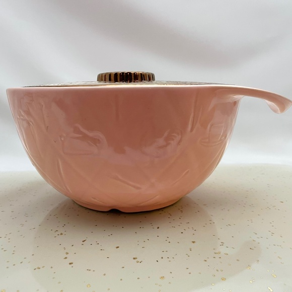 vintage Batter bowl with lid, Shawnee pottery bowl, Kenwood line - Picture 5 of 13